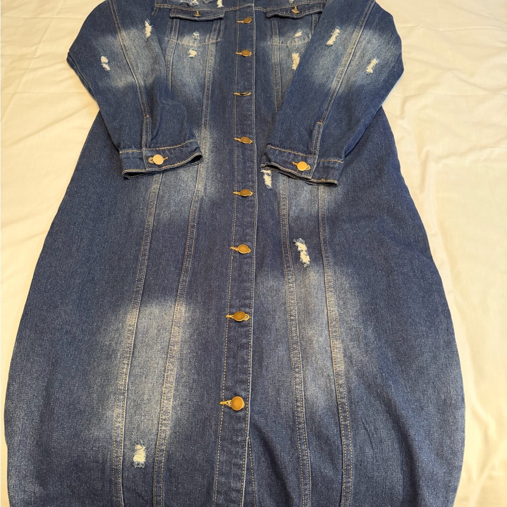 Source Unknown Blue Jean Jacket with Gold Buttons